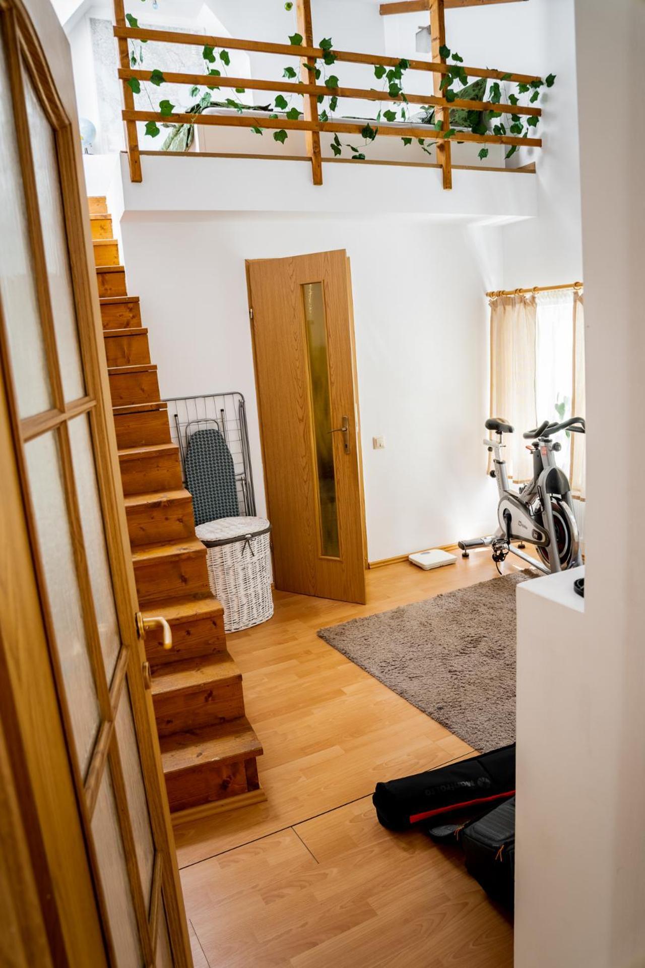 Anna'S Guesthouse 克卢日-纳波卡 外观 照片